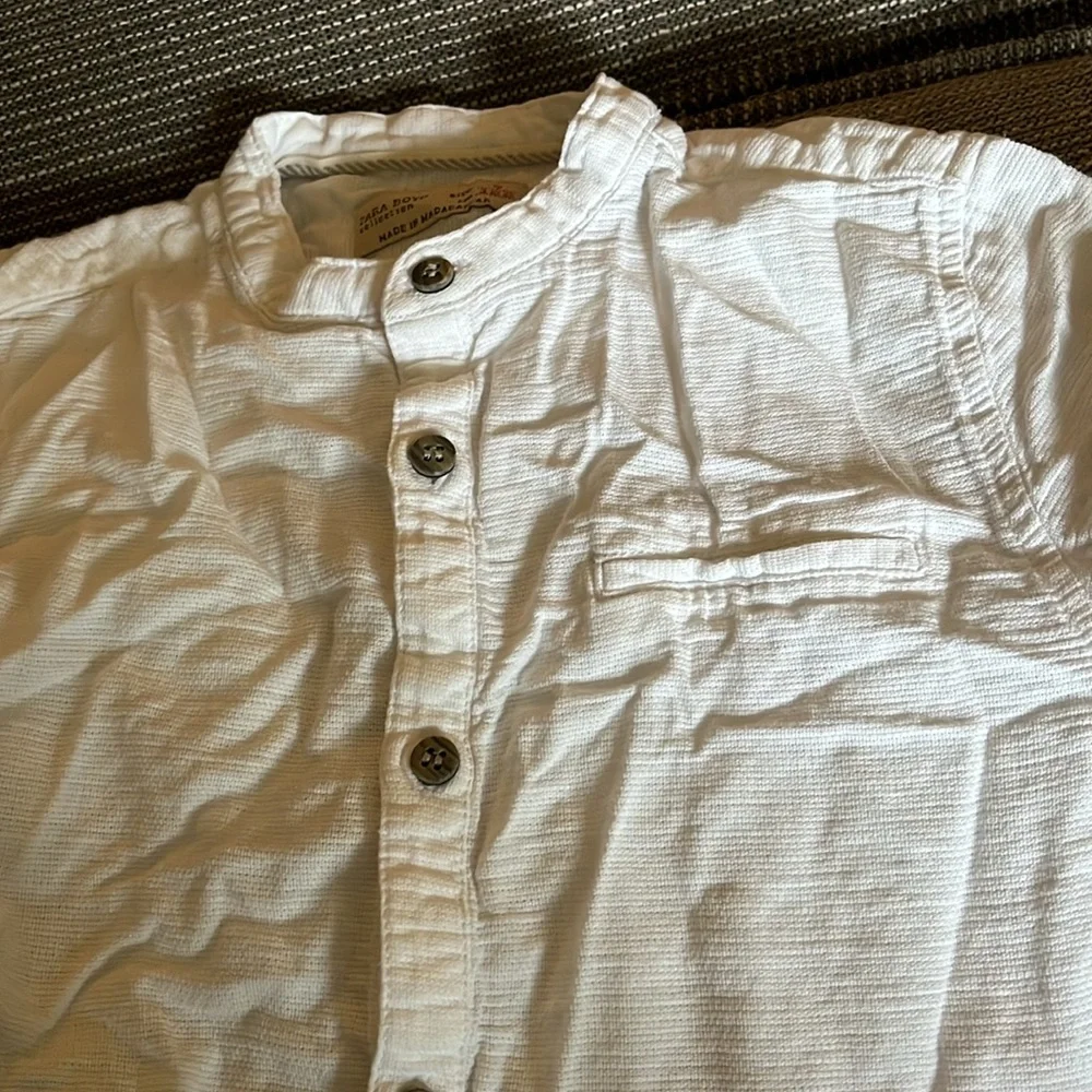 Boys size 7 Zara top